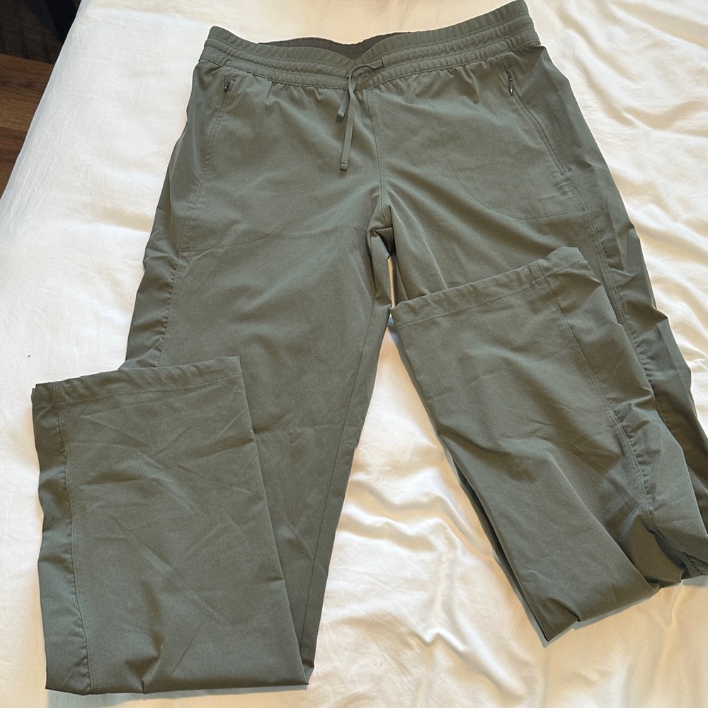 Kuhl Women's Small Long  Pants